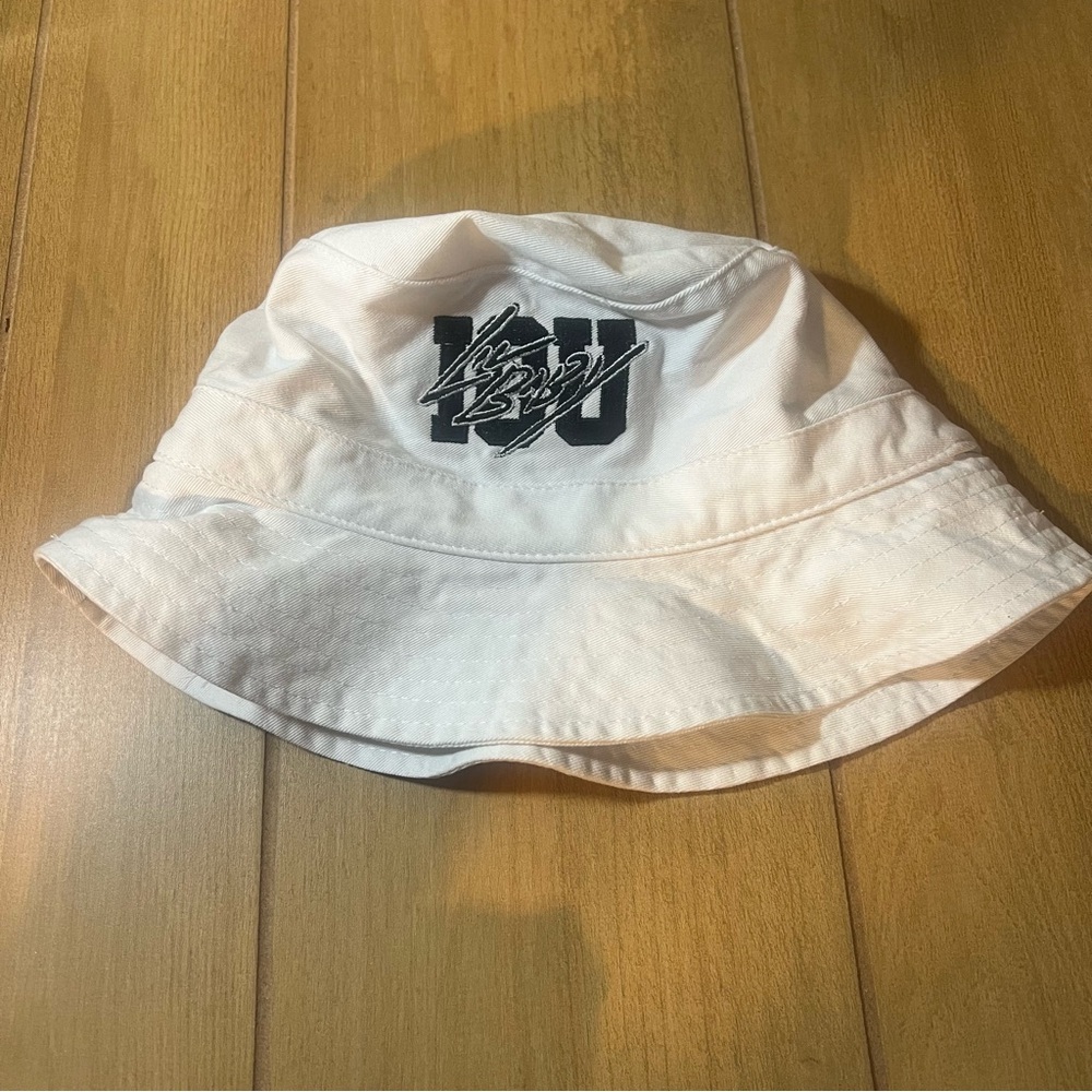 NWOT Lil Baby IOU concert White Bucket Hat